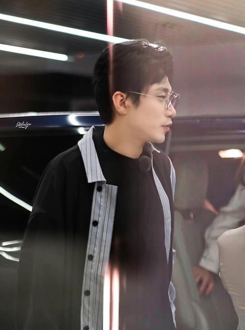 刘大锤爆料龚俊的视频,揭秘明星幕后故事 第1张 刘大锤爆料龚俊的视频,揭秘明星幕后故事 第1张